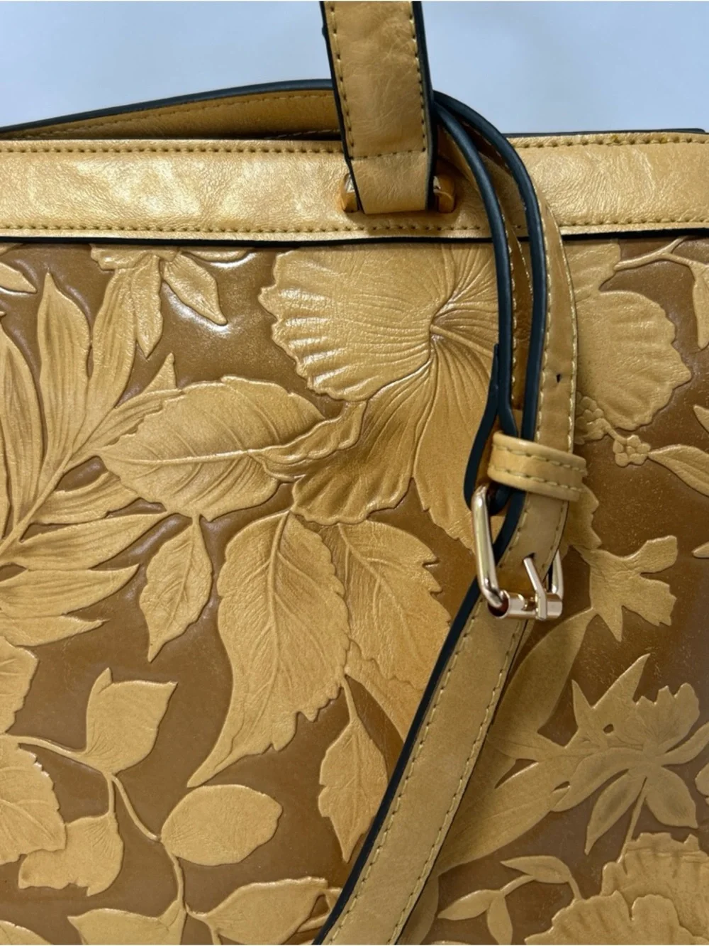 Mellow World stylish yellow